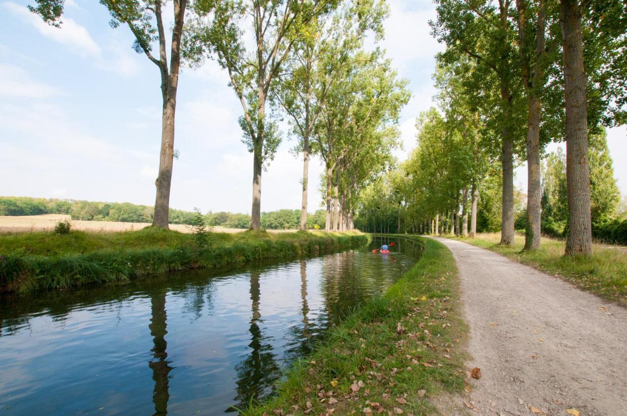Varreddes Camping Village Parisien מראה חיצוני תמונה